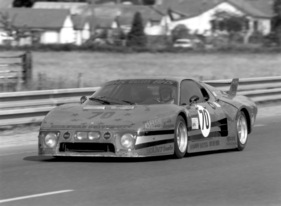 Ferrari 512 BB/LM (1982) - Der Prancing Horse Ferrari 512BB erreichte Platz 3 in der GTX Klasse (Pierre Dieudonné, Carson Baird, Jean-Paul Libert)
