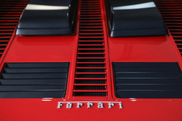 Ferrari 512 BBi (1982) - "Gstaad Classic Car Auction" der Oldtimer Galerie Toffen am 29 Dezember 2023 (Lot 135)