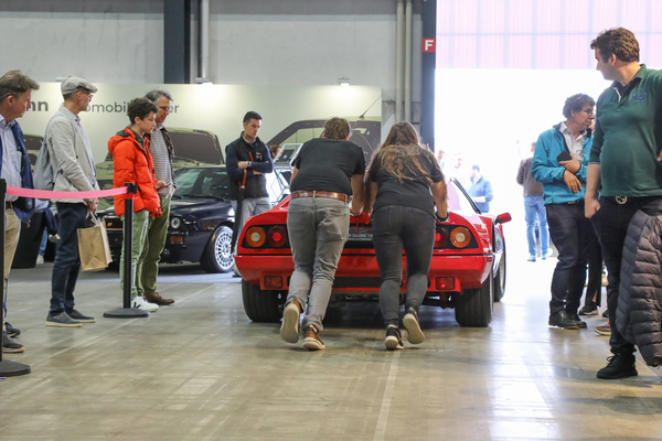 Ferrari 512 BBi (1982) - Lot 21 an der Swiss Classic World Versteigerung der Oldtimer Galerie am 1. Juni 2024