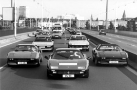 Ferrari 512 BBi (1982) - der Berlinetta Boxer war auch 1982 die Speerspitze des Ferrari-Modellprogrammes