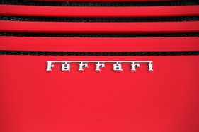 Ferrari 512 M (1995) - Ferrari-Schriftzug auf dem Heck