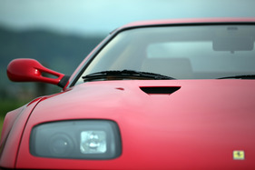 Ferrari 512 M (1995) - Frontscheinwerfer erinnern an den F40