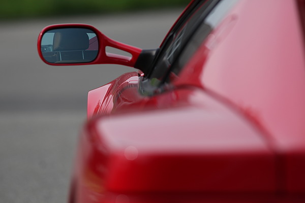 Ferrari 512 M (1995) - Perspektive über die Flanke des Fahrzeugs