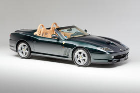 Ferrari 550 Barchetta Pininfarina (2002) - angeboten als Lot 342 an der Bonhams-Versteigerung im Grand Palais Paris am 4. Februar 2016