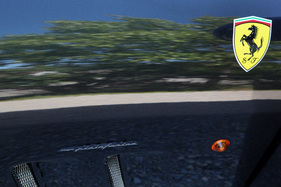 Ferrari 550 Maranello (1997) - Blick auf die Flanke