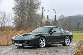 Ferrari 550 Maranello (1997) - als Lot 246 angeboten an der Bonhams Les Grandes Marques du Monde au Grand Palais Paris Versteigerung am 3. Februar 2022