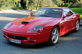 Ferrari 550 Maranello (2001) - angeboten als Lot 389 an der Bonhams-Versteigerung im Grand Palais Paris am 4. Februar 2016