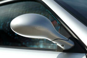 Ferrari 575 M Maranello F1 (2003) - aerodynamisch optimierte Rückspiegel