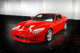 Ferrari 575 Superamerica (2005) - angeboten als Lot 326 an der Bonhams-Versteigerung im Grand Palais Paris am 4. Februar 2016