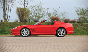 Ferrari 575 Superamerica (2006) - als Lot 131 an der Versteigerung von RM/Sotheby's in der Villa Erba 2017