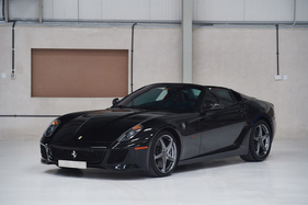 Ferrari 599 SA Aperta (2011) - als Lot 136 angeboten an der RM/Sotheby's Paris Versteigerung am 6. Februar 2019