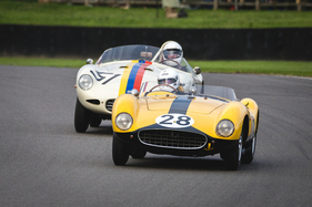 Bild Ferrari 750 Monza (1957) - elegant in Gelb-Schwarz - Goodwood Revival 2018
