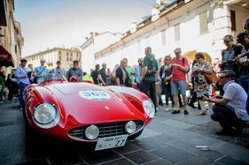 Ferrari 750 Monza Spider (1955) - an der Mille Miglia 2014