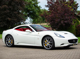 Ferrari California Hardtop Convertible (2009) - als Lot 114 am Bonhams "The Bond Steet Sale" 2024