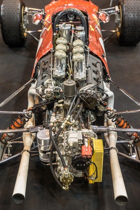 Ferrari Dino 166 F2 (1967) - Renntechnik der Sechzigerjahre bei Fisken - Rétromobile Paris 2016