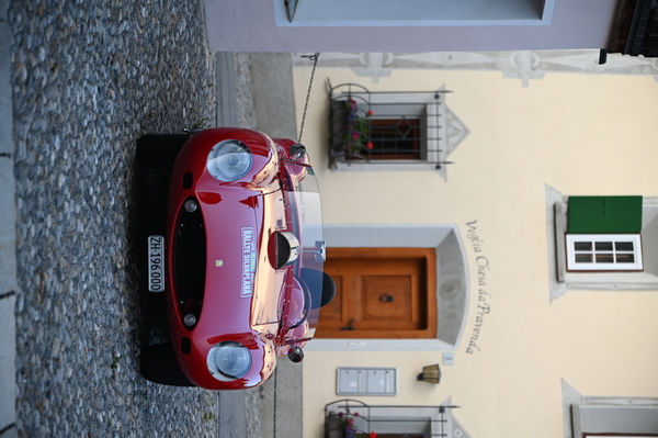 Bild Ferrari Dino 196 S (1967) Reproduktion - vor der Abfahrt nach Bergamo