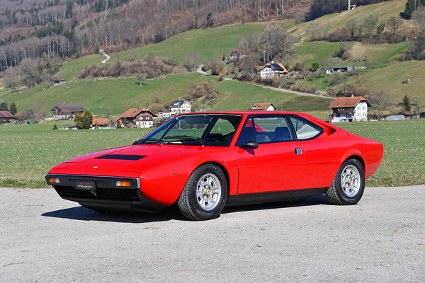 Ferrari Dino 208 GT/4 (1977) - als Lot 75 angeboten an der Versteigerung der Oldtimer Galerie Toffen am 22. März 2025