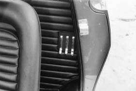 Ferrari Dino 246 GT (1971) - Rear seat and a device (1971)