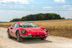 Ferrari Dino 246 GT Berlinette (1971) - als Lot 131 an der Chantilly Versteigerung von Bonhams am 10. September 2017