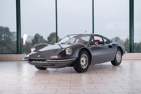 Ferrari Dino 246 GT 'L-Series' by Scaglietti (1970) - als Lot 164 an der RM/Sotheby's Versteigerung in Paris am 7. Februar 2018