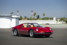 Ferrari Dino 246 GTS by Scaglietti (1972) - als Lot 253 an der RM Sotheby’s Monterey Auction 2026