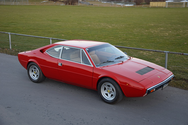 Ferrari Dino 308 GT-4 (1974) - als Lot 100 am 25. April 2015 an der Versteigerung der Oldtimer Galerie in Toffen