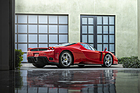 Bild: Ferrari Enzo (2003) - mit grossem Diffusor am Heck