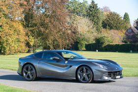 Ferrari F12 Berlinetta (2013) - als Lot 139 angeboten an der Bonhams Olympia Versteigerung am 3. Dezember 2018