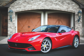 Ferrari F12 Berlinetta 70th Anniversary (2017) - als Lot 177 an der RM/Sotheby's Amelia Island Versteigerung am 10. März 2018
