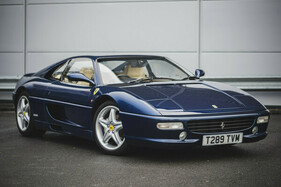 Ferrari F355 F1 Berlinetta (1999) - Verkauft für 71'500 £ (90'106 CHF, Wechselkurs 1.9.2021 ) Ferrari F355 F1 Berlinetta (1999) - Verkauft für 71'500 £ (90'106 CHF, Wechselkurs 1.9.2021 )