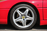 Ferrari F355 F1 Spider (1999) - Cavallo Rampante auf dem Felgenzentrum (© Bruno von Rotz, 2021) Ferrari F355 F1 Spider (1999) - Cavallo Rampante auf dem Felgenzentrum (© Bruno von Rotz, 2021)