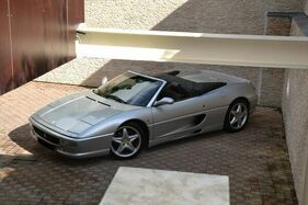 Ferrari F355 Spider F1 (1999) - als Lot 47 an der Artcurial "Automobiles Sur les Champs" Versteigerung am 3. Dezember 2020