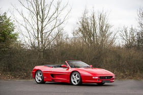 Ferrari F355 Spyder (1995) - als Lot 414 an der Bonhams Versteigerung "Les grandes marques du monde au Grand Palais" in Paris 2017