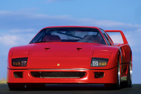 Ferrari F40 (1987) - Rennwagen-Optik für die Strasse