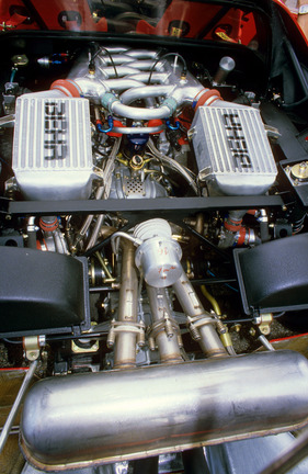 Ferrari F40 (1987) - die Ladeluftkühler stammten von der deutschen Firma Behr