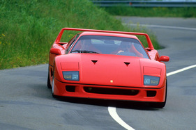 Bild Ferrari F40 (1987) - zog damals wie heute die Blicke an