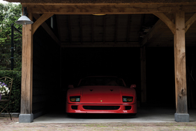 Ferrari F40 (1989) - als Lot 146 an der RM/Sotheby's Versteigerung "Ferrari - Leggenda e Passione" am 8. September 2017