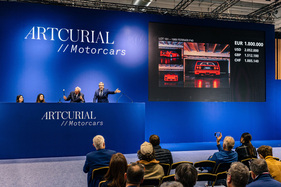 Bild Ferrari F40 (1989) - als Lot 161 an der Artcurial-Versteigerung anlässlich der Rétromobile Paris am 18. März 2022 über den Erwartungen verkauft