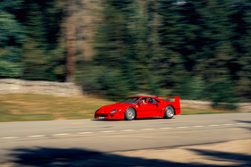 Ferrari F40 (1989) - als Lot 345 an der RM/Sotheby’s London Versteigerung 2024