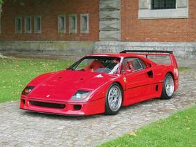 Ferrari F40 (1989) - als Lot 64 verkauft an der Dorotheum Classic Expo Salzburg Versteigerung am 19. Oktober 2019