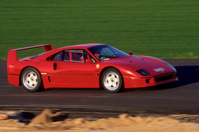 Ferrari F40 (1989) - als Testwagen in Deutschland unterwegs