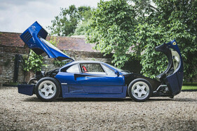 Ferrari F40 (1989) - verkauft von "The Market by Bonhams" im Juli 2021 Ferrari F40 (1989) - verkauft von "The Market by Bonhams" im Juli 2021
