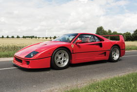 Ferrari F40 (1990) - als Lot 239 an der RM/Sotheby's Versteigerung von Monterey am 19./20. August 2016