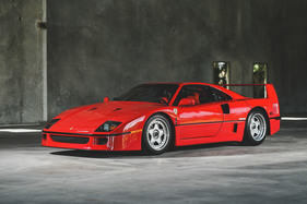 Ferrari F40 (1991) - als Lot 244 angeboten an der RM Online Only Shift Monterey Versteigerung vom 14. und 15. August 2020