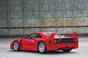 Ferrari F40 (1992) - als Lot 168 an der RM/Sotheby's Versteigerung in London am 7. September 2015