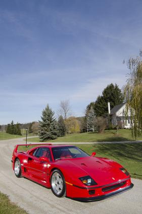 Ferrari F40 Berlinetta (1991) - verkauft an der RM Auction Arizona (19. und 20. Januar 2012) für USD 781'000 (1991)
