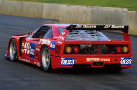 Ferrari F40 Competitione (1990) - auf schneller Probefahrt