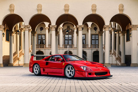 Ferrari F40 LM by Michelotto (1993) - als Lot 260 an der RM Sotheby's Monterey Versteigerung 2025