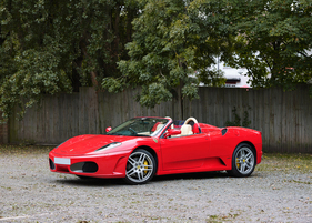 Ferrari F430 Spider (2005) - als Lot 142 an der RM/Sotheby's London Versteigerung vom 6. November 2021