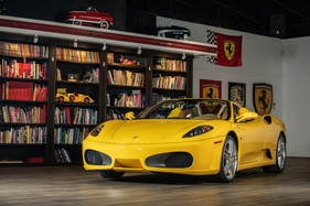 Ferrari F430 Spider (2007) - als Lot 246 an der RM/Sotheby's Monterey Versteigerung vom 12. bis 14. August 2021